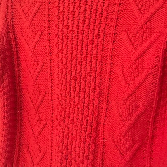 Preppy red sweater - Picture 2 of 3